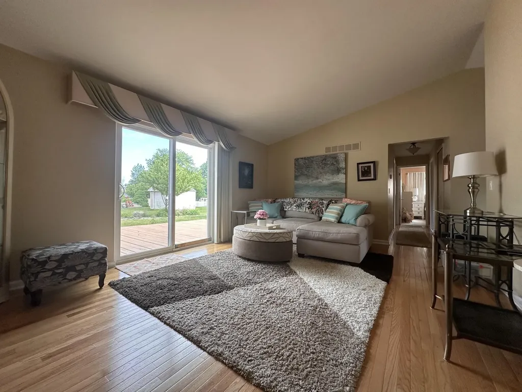 43694 Emrick Drive Canton Charter Township MI 48187