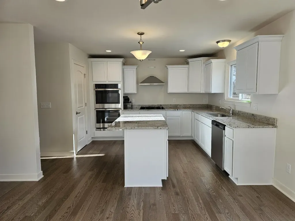 10619 Valley View Drive York Charter Township MI 48176
