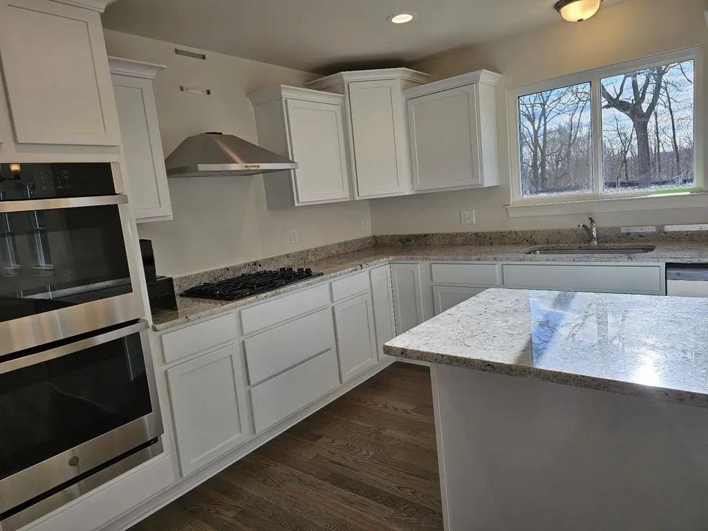 10619 Valley View Drive York Charter Township MI 48176