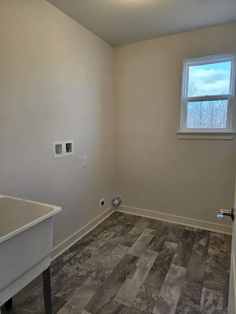 10619 Valley View Drive York Charter Township MI 48176