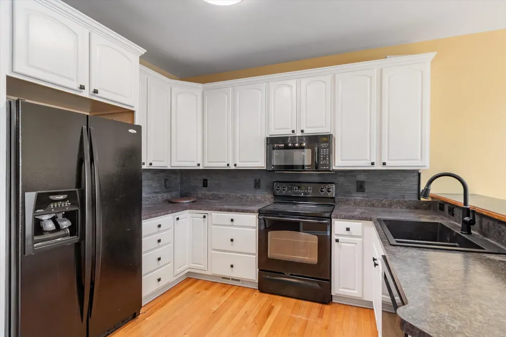 48551 Oak Bridge Drive Canton Charter Township MI 48188