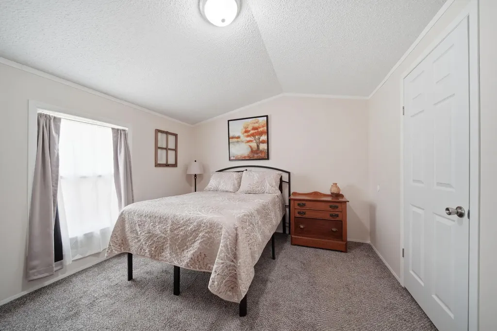 80 Sterling Adrian City MI 49221
