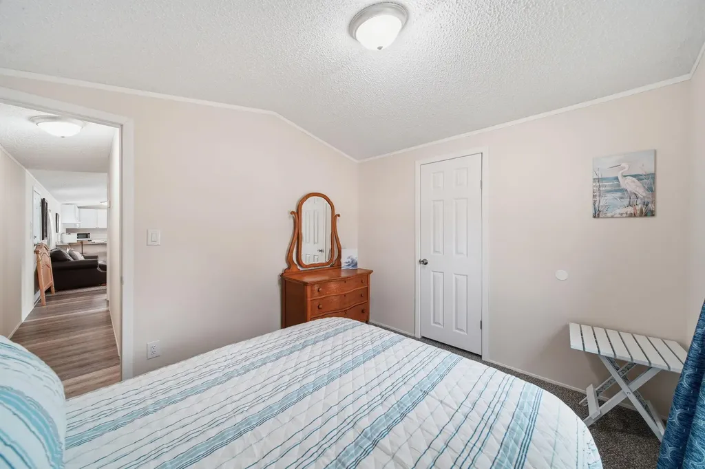 80 Sterling Adrian City MI 49221