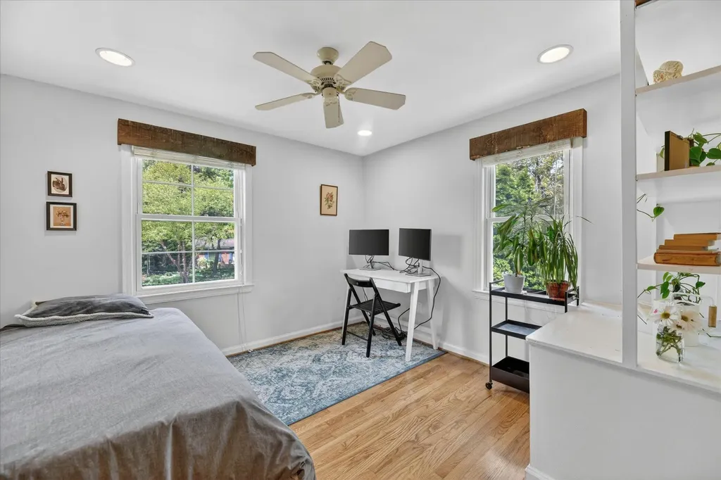 32388 Arlington Drive Beverly Hills Village MI 48025