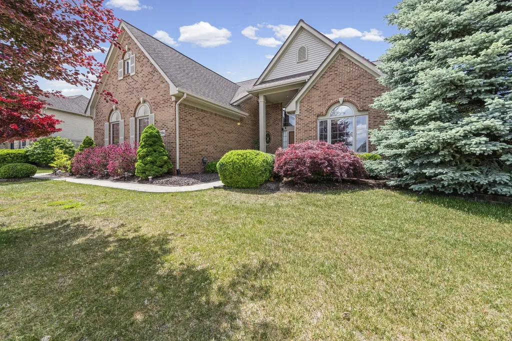 9094 Woodgrove Drive Plymouth City MI 48170
