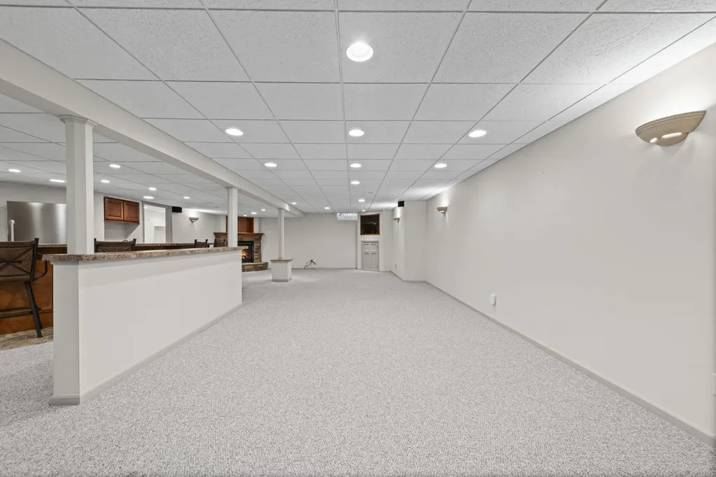 9094 Woodgrove Drive Plymouth City MI 48170