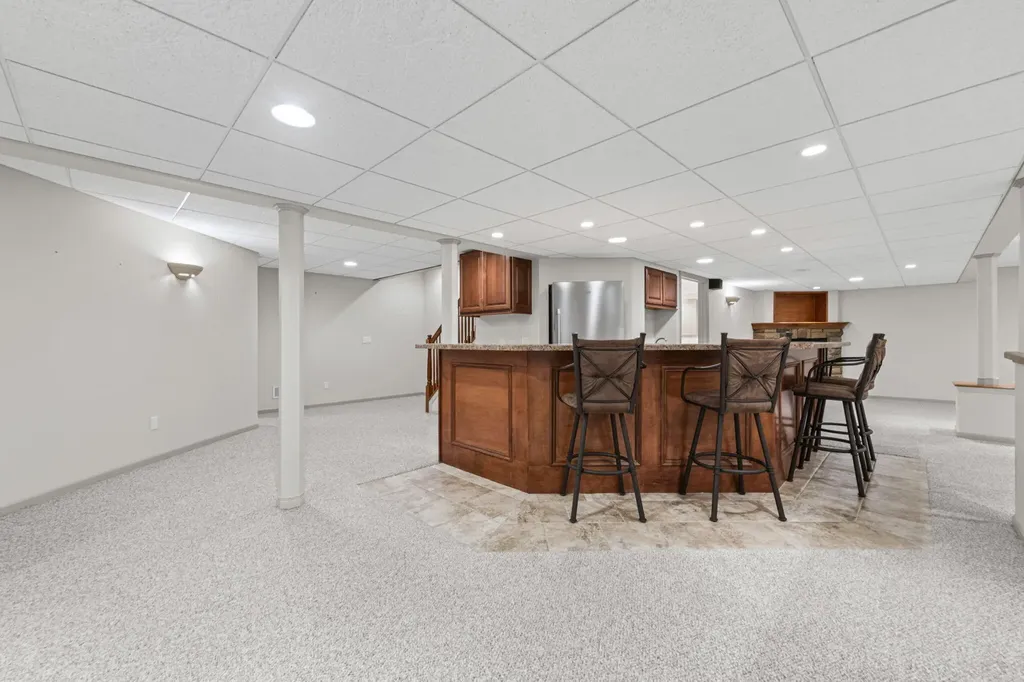 9094 Woodgrove Drive Plymouth City MI 48170