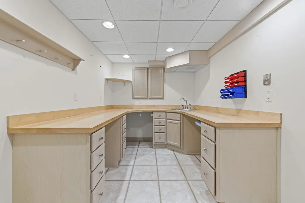 9094 Woodgrove Drive Plymouth City MI 48170