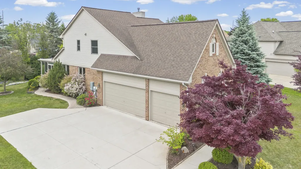 9094 Woodgrove Drive Plymouth City MI 48170