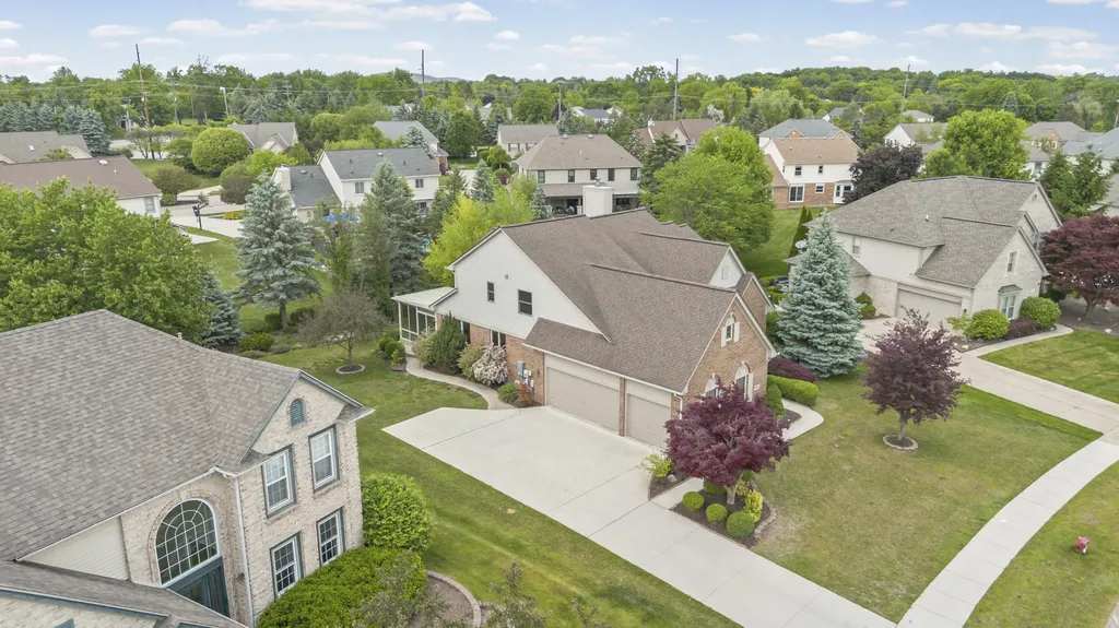 9094 Woodgrove Drive Plymouth City MI 48170