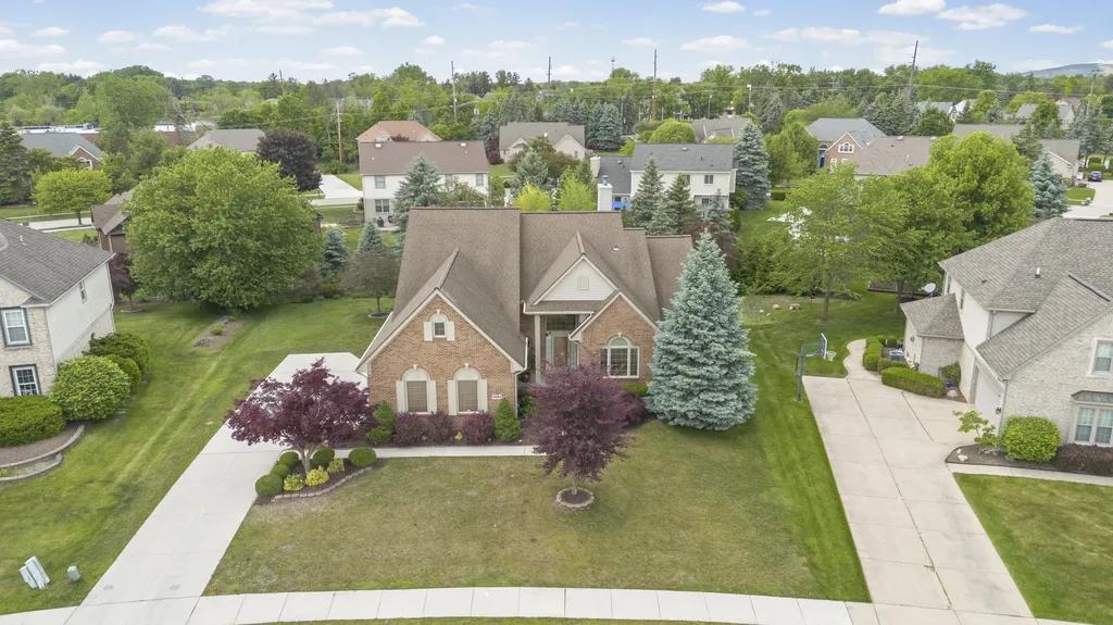 9094 Woodgrove Drive Plymouth City MI 48170