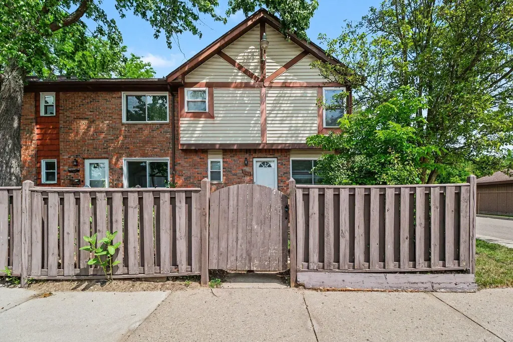 1011 N Terrace Lane Ypsilanti Charter Township MI 48198