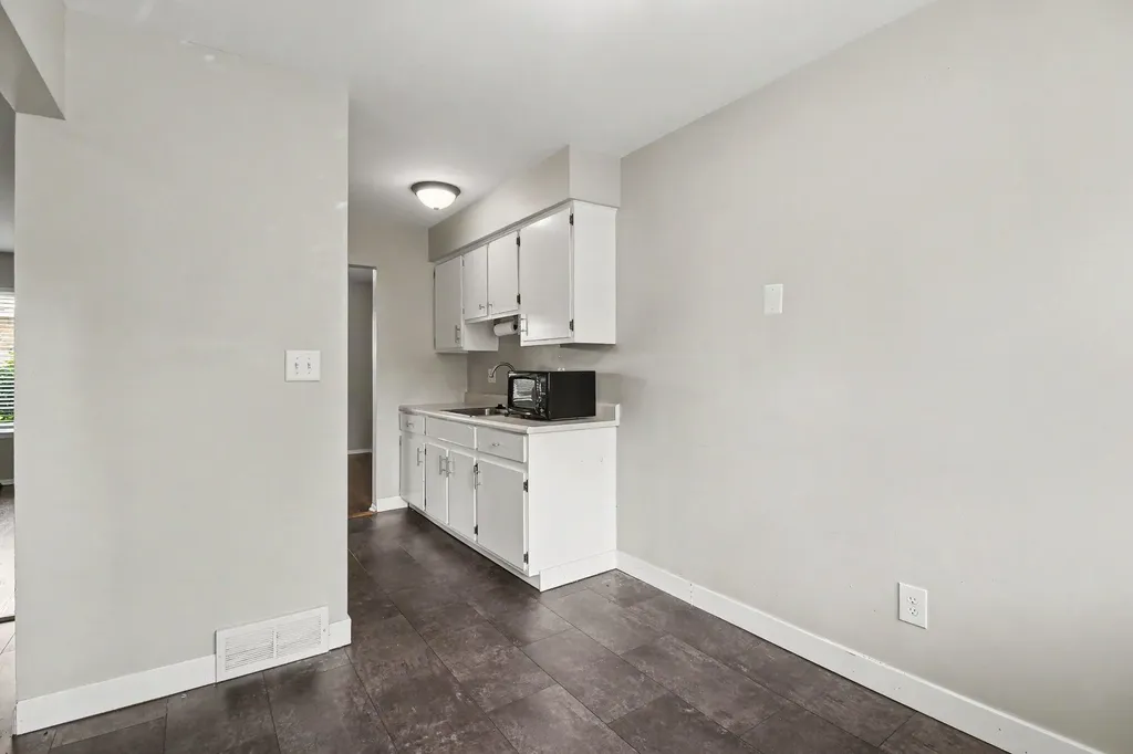 1011 N Terrace Lane Ypsilanti Charter Township MI 48198