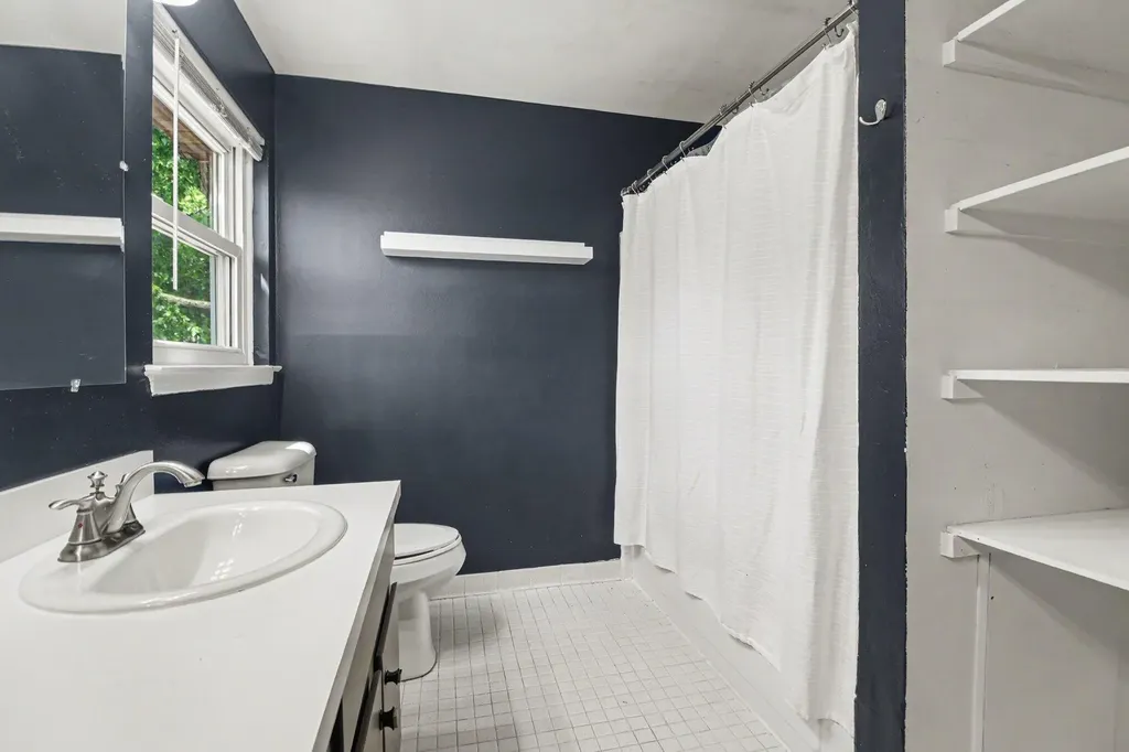 1011 N Terrace Lane Ypsilanti Charter Township MI 48198