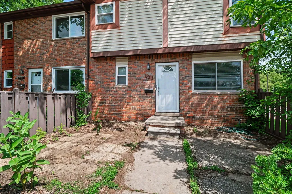 1011 N Terrace Lane Ypsilanti Charter Township MI 48198