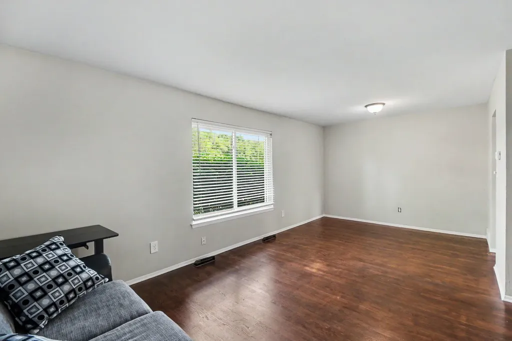 1011 N Terrace Lane Ypsilanti Charter Township MI 48198