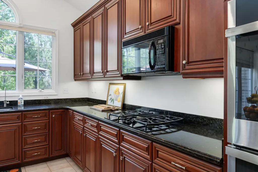 2897 Riverside Drive Orion Charter Township MI 48359
