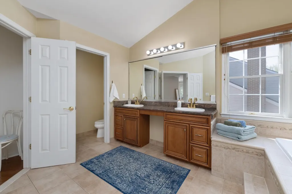 2897 Riverside Drive Orion Charter Township MI 48359