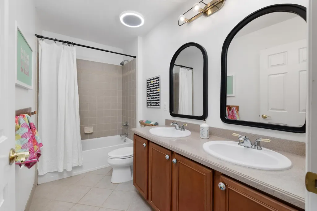 2897 Riverside Drive Orion Charter Township MI 48359