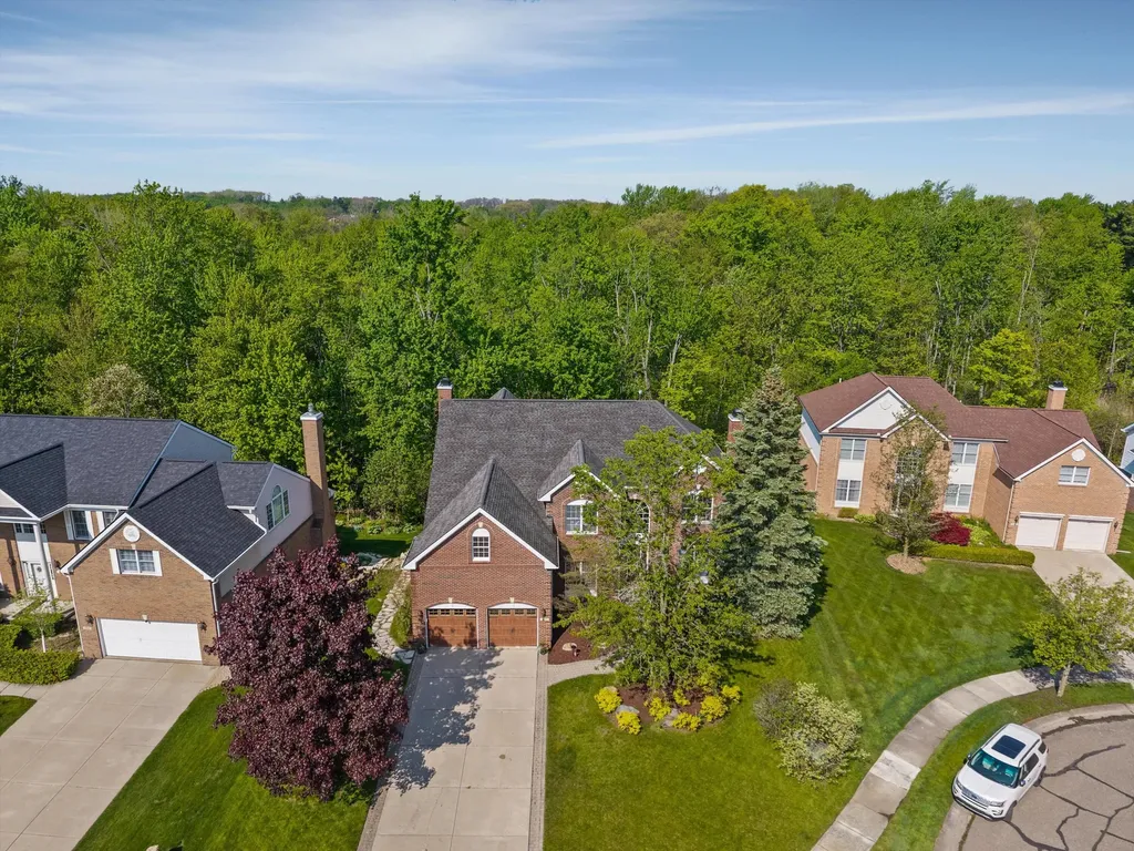 2897 Riverside Drive Orion Charter Township MI 48359