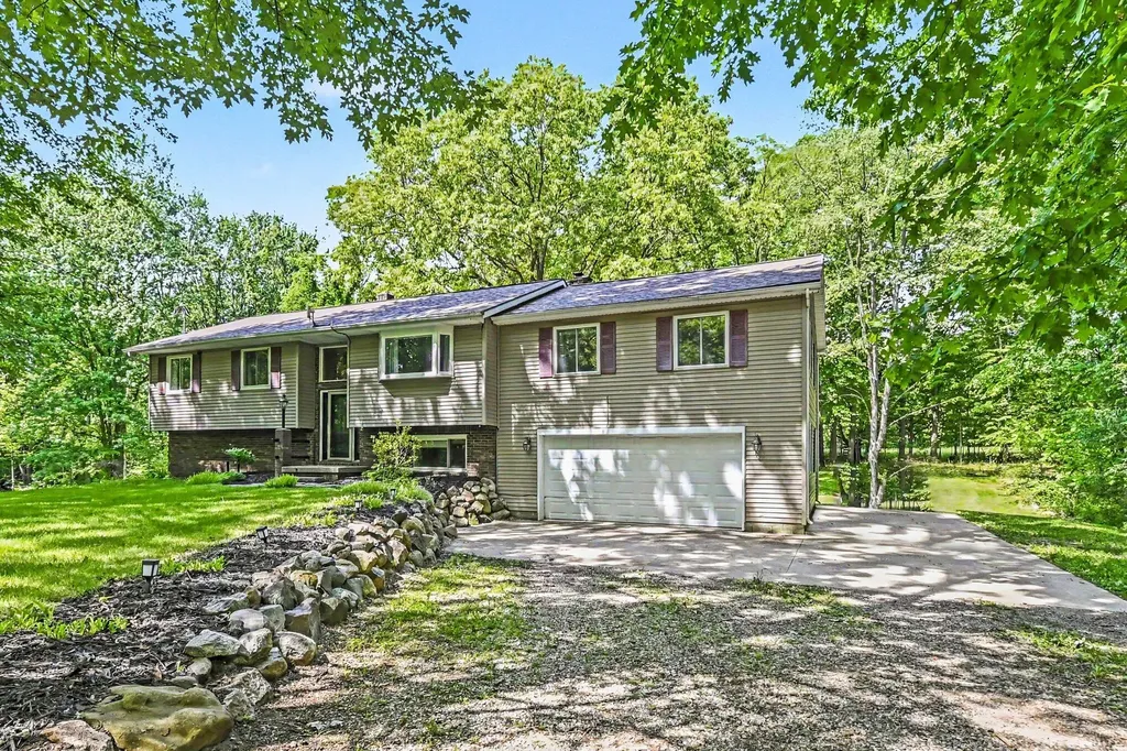 16379 M-36 Unadilla Township MI 49285