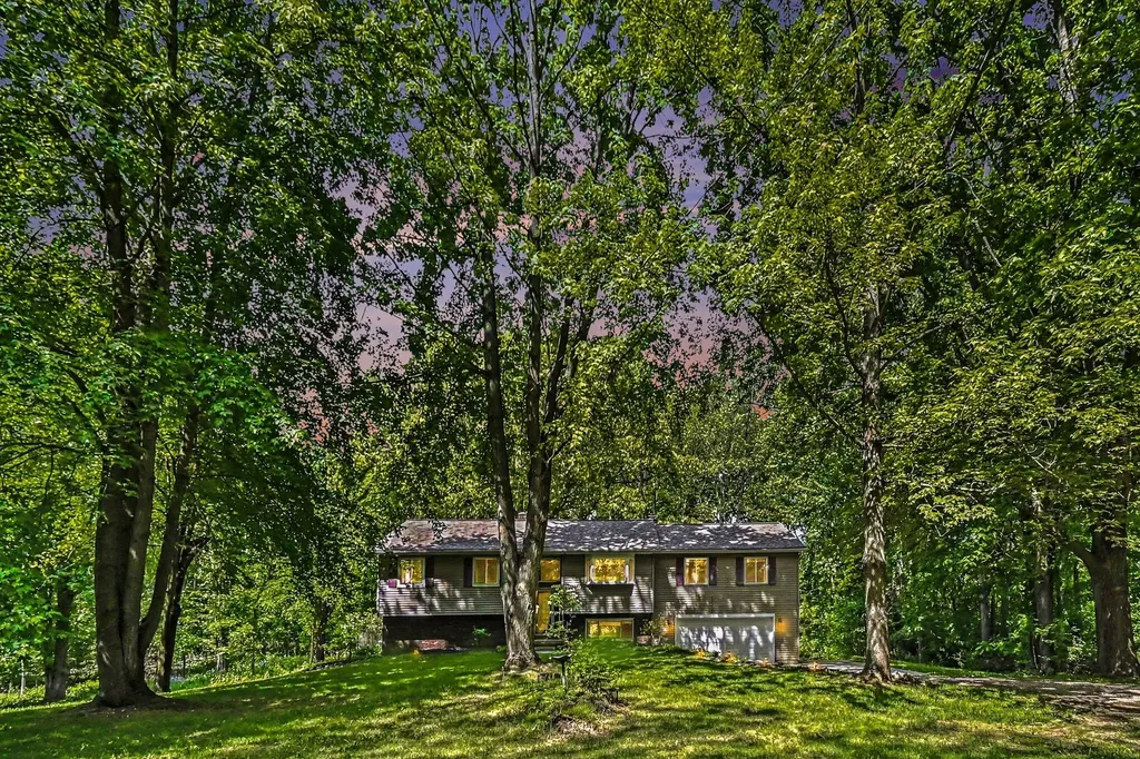 16379 M-36 Unadilla Township MI 49285