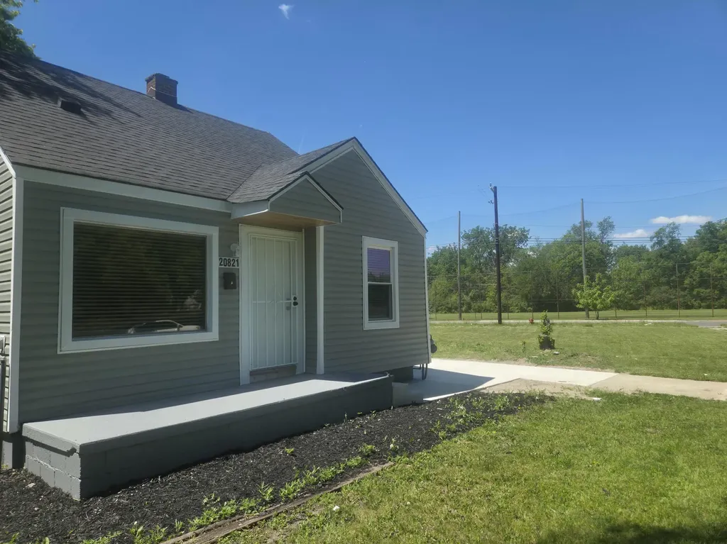 20821 N Pierson Court Detroit City MI 48228