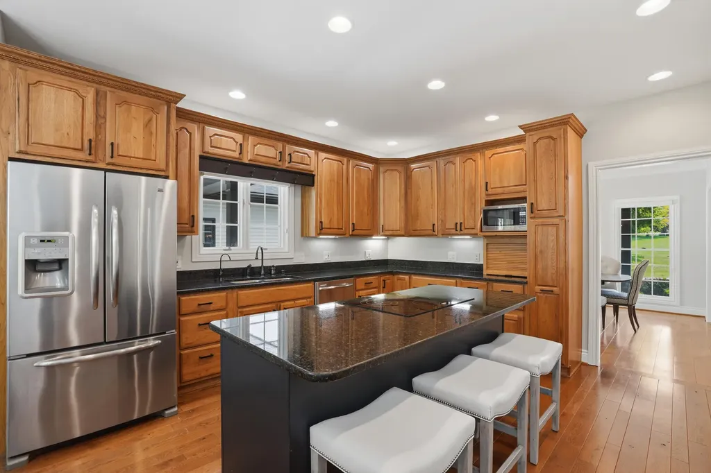 9835 Oak Pointe Lane Salem Township MI 48167