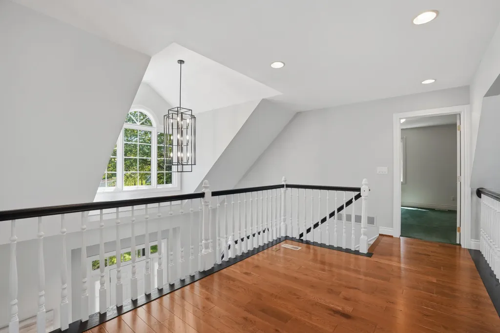 9835 Oak Pointe Lane Salem Township MI 48167