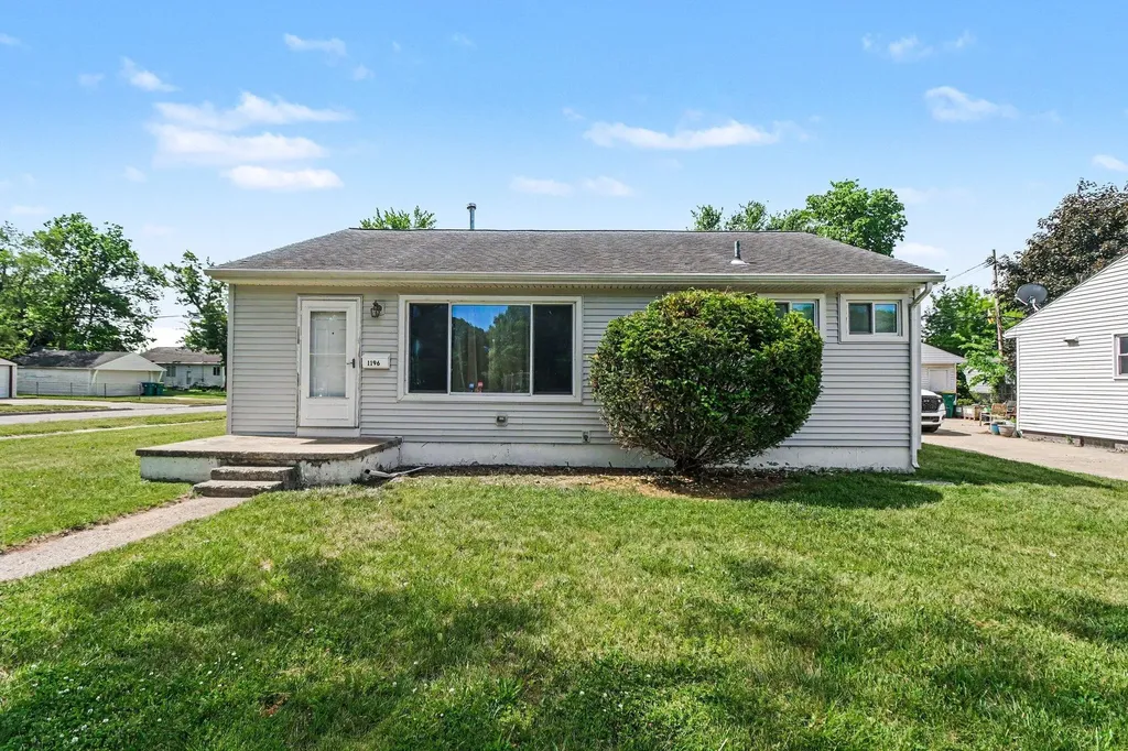1196 Shirley Drive Ypsilanti Charter Township MI 48198