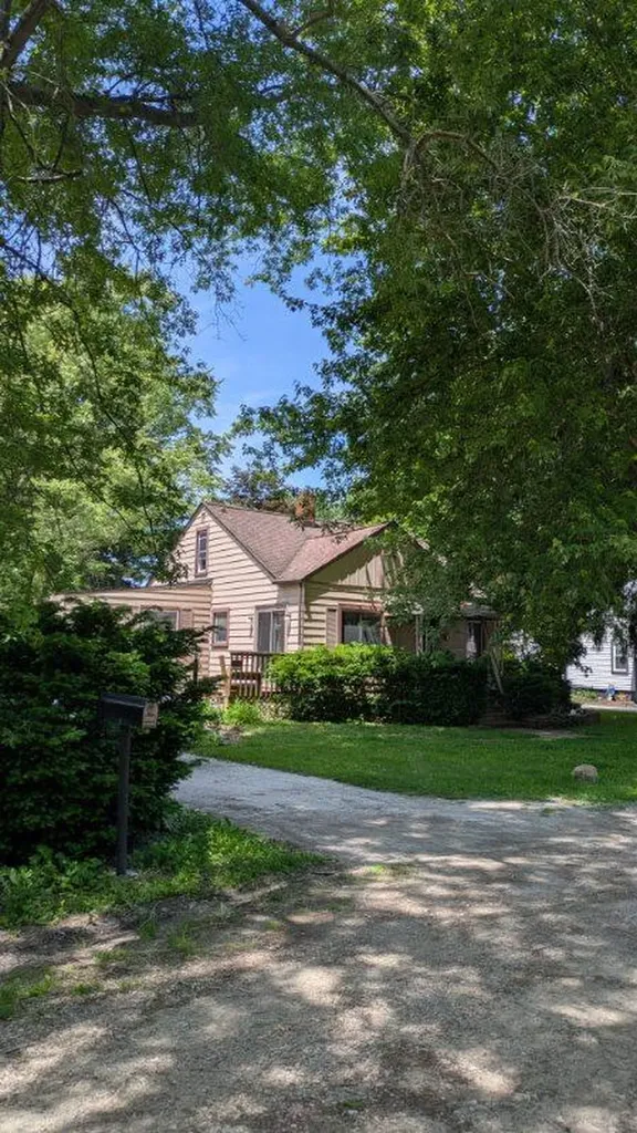 9086 Augusta Street Augusta Charter Township MI 48191