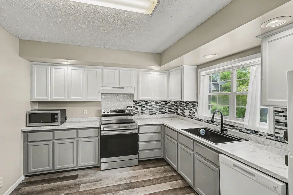 151 Sager Road Leoni Township MI 49254