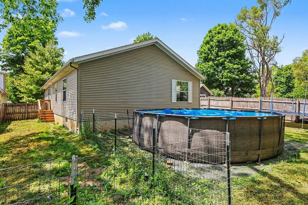 151 Sager Road Leoni Township MI 49254