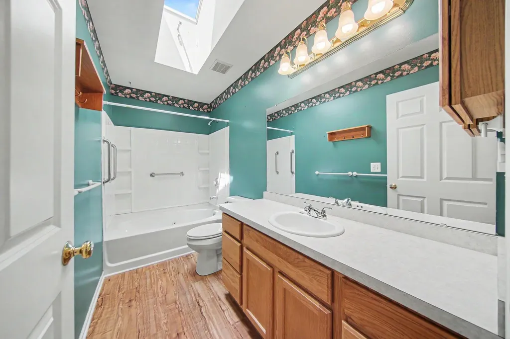 103 Ridgeview Court Grass Lake Village MI 49240