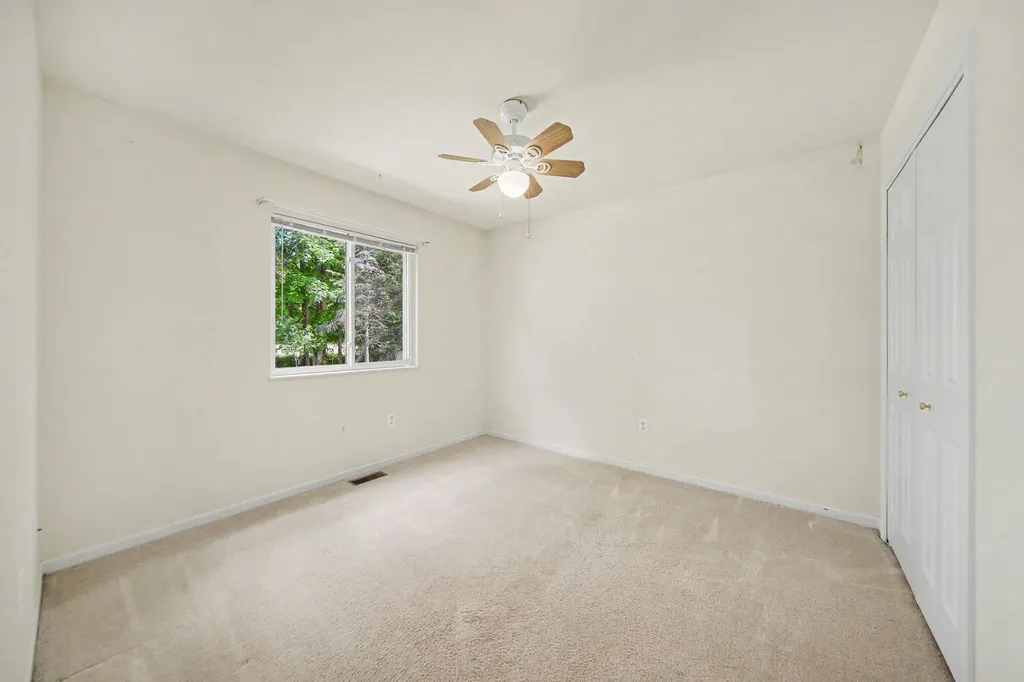 103 Ridgeview Court Grass Lake Village MI 49240