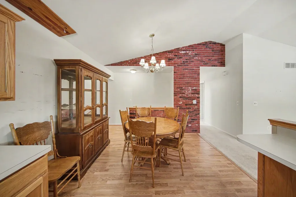 103 Ridgeview Court Grass Lake Village MI 49240