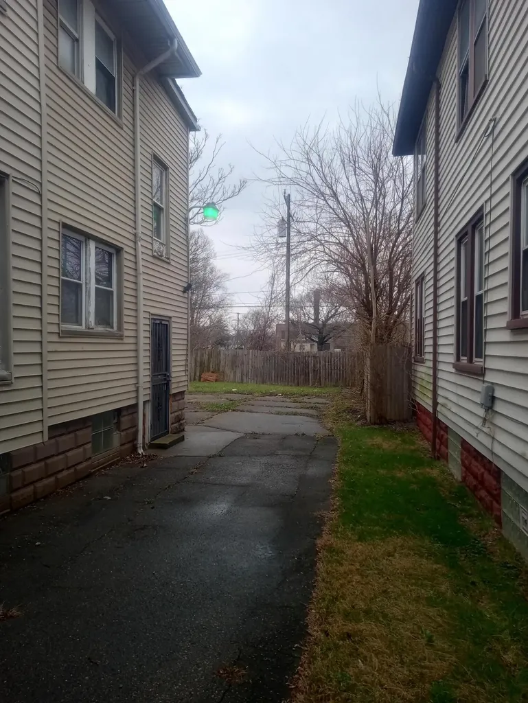 11336 Nardin Park Detroit City MI 48204