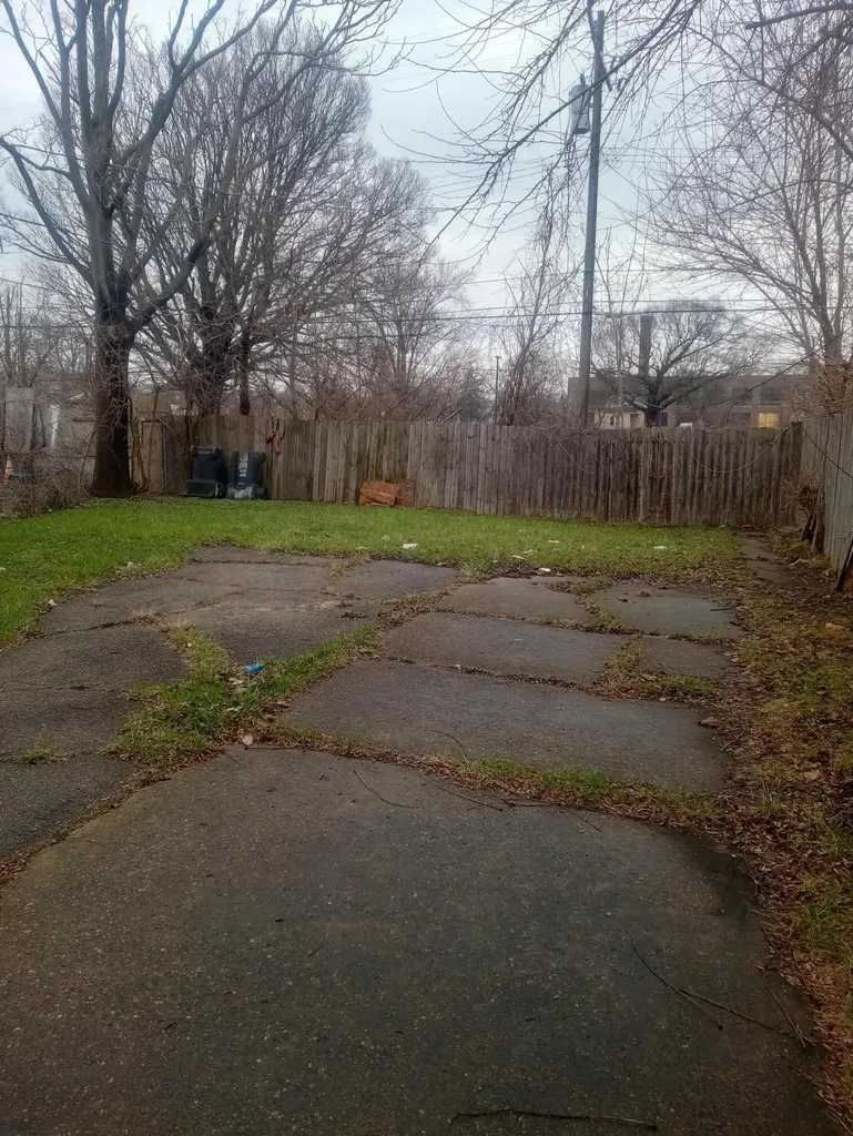 11336 Nardin Park Detroit City MI 48204