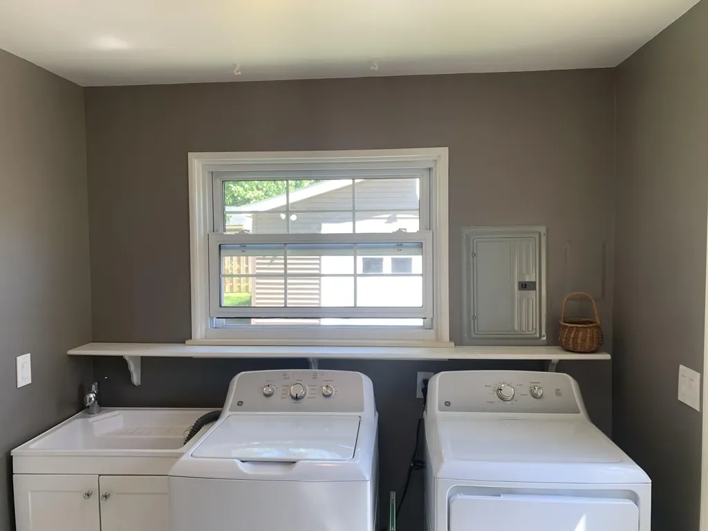 42032 Mcbride Avenue Van Buren Charter Township MI 48111