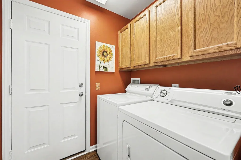 6323 Creekside Circle Ypsilanti Charter Township MI 48197