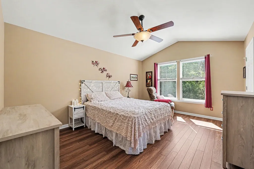 6323 Creekside Circle Ypsilanti Charter Township MI 48197