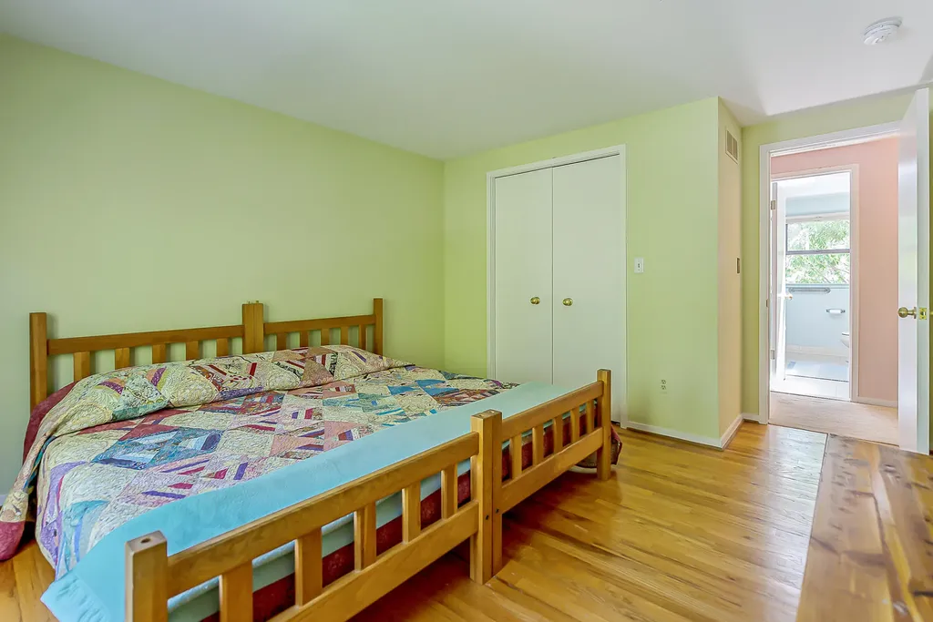 2365 Delaware Drive Ann Arbor City MI 48103