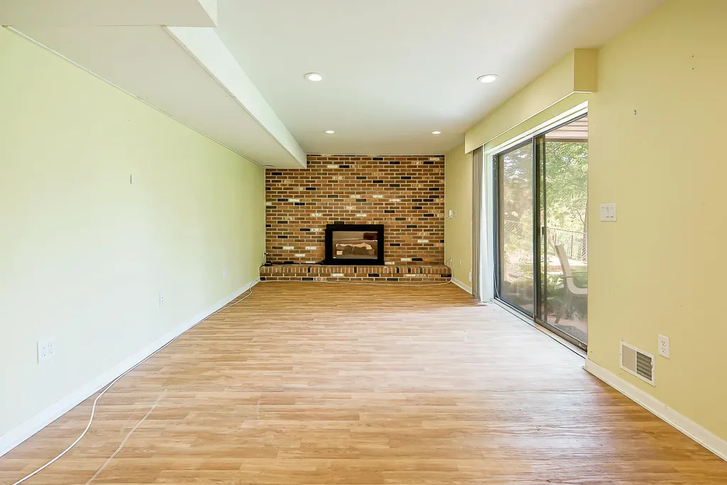 2365 Delaware Drive Ann Arbor City MI 48103