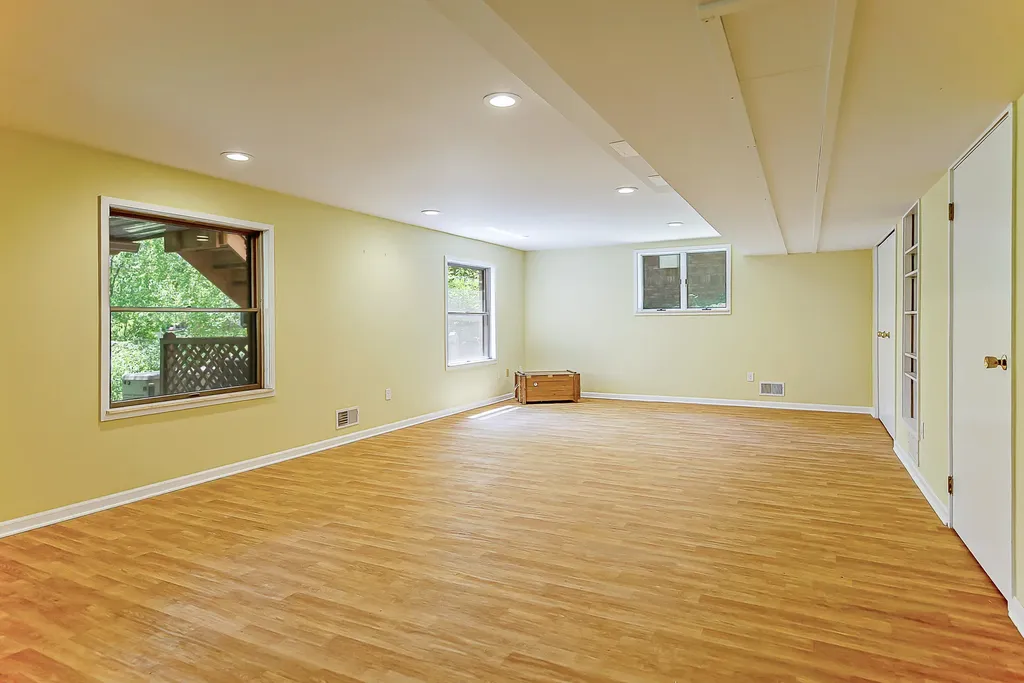 2365 Delaware Drive Ann Arbor City MI 48103