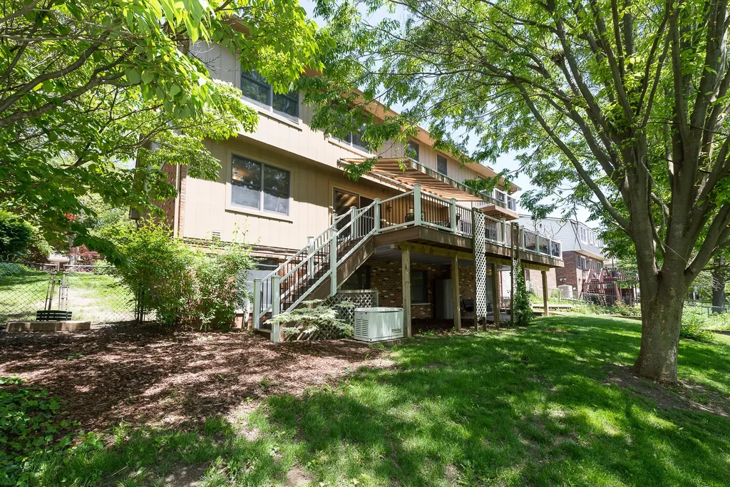 2365 Delaware Drive Ann Arbor City MI 48103