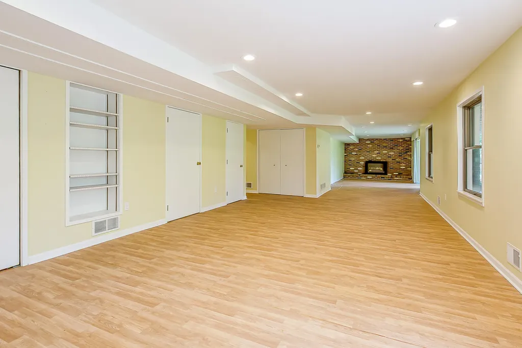 2365 Delaware Drive Ann Arbor City MI 48103