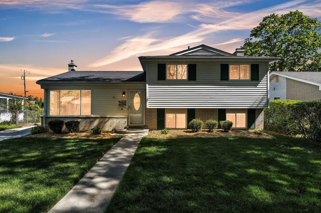 35968 Jamison Street Livonia City MI 48154