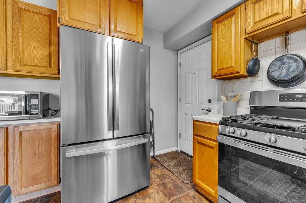35968 Jamison Street Livonia City MI 48154