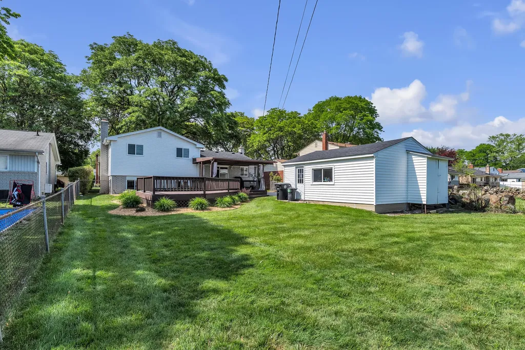 35968 Jamison Street Livonia City MI 48154