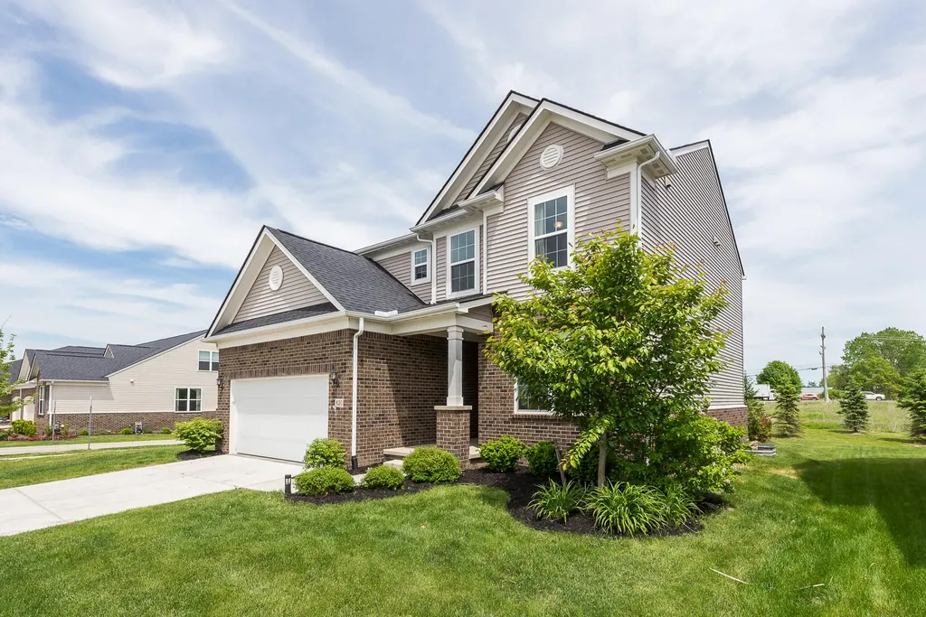 620 Holmdale Way Pittsfield Charter Township MI 48108